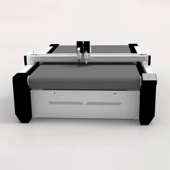 Macchina da taglio a coltello vibrante con taglierina in tessuto per divani in pelle con lama oscillante CNC